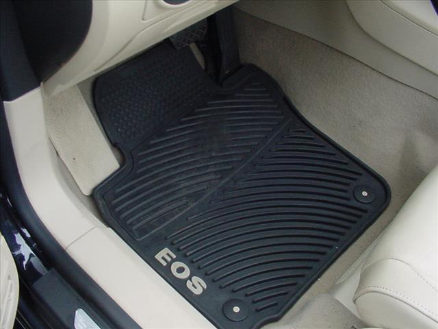 2013 volkswagen eos executive