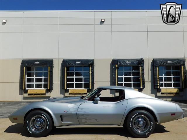 1977 chevrolet corvette coupe