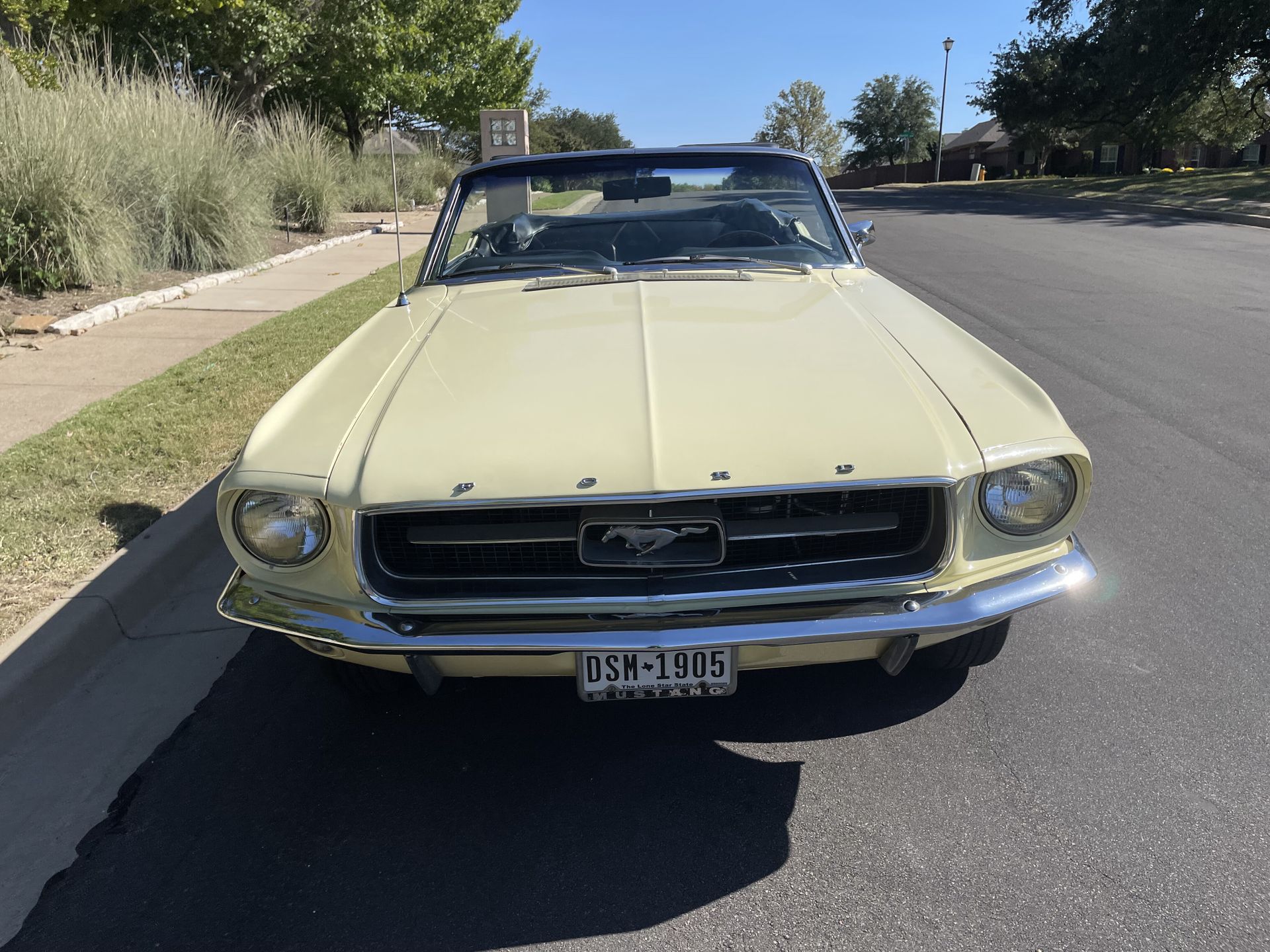 1967 ford mustang convertible with a 351 v8 and a/c