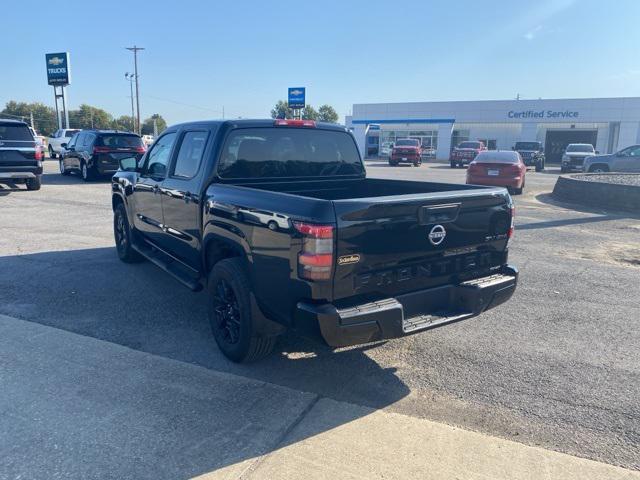 2023 nissan frontier sv