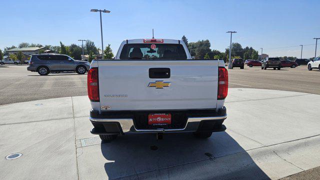 2018 chevrolet colorado base