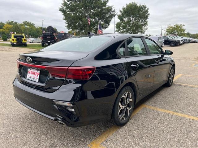 2021 kia forte lxs
