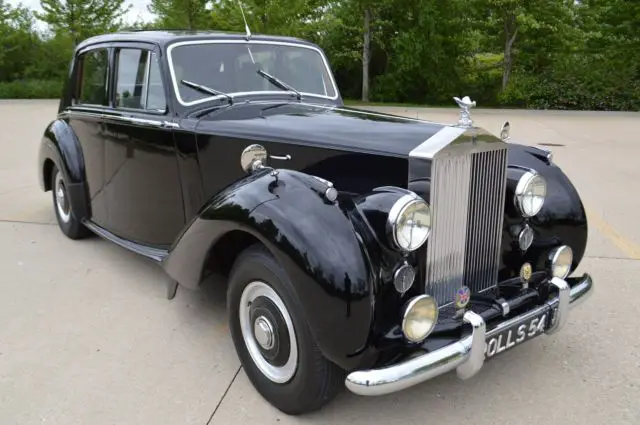 gorgeous, meticulously maintained dawn. stunningly original in presentation