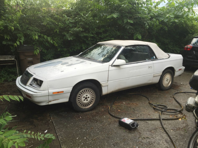 1990 chrysler lebaron gt convertible 2-door 3.0l