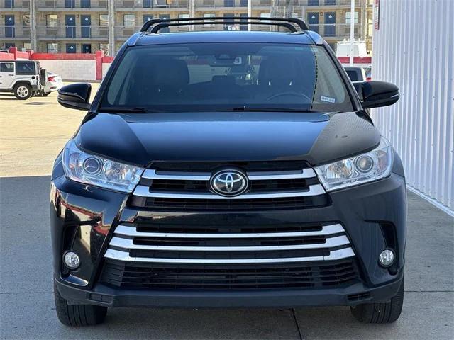 2017 toyota highlander xle