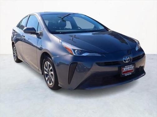 2021 toyota prius