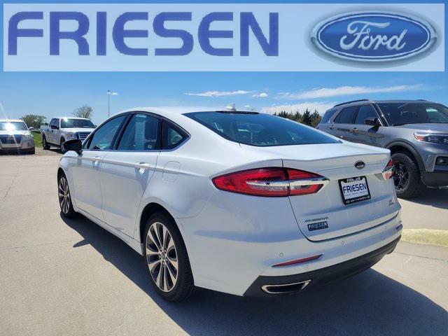 2020 ford fusion se