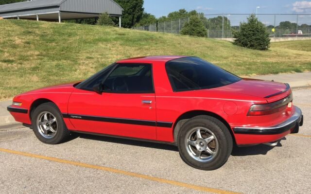 1988 buick reatta luxury sports car beautiful collector car or daily driver