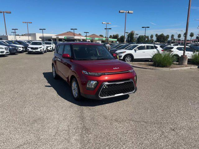 2022 kia soul lx