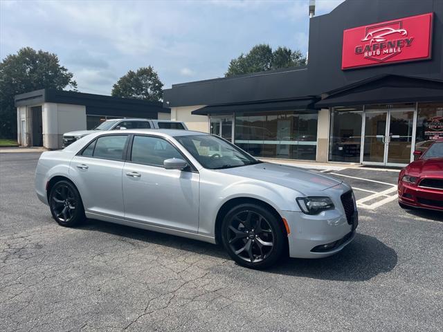 2021 chrysler 300 s