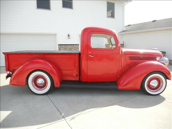 1939 ford custom collector street rod pick-up truck!