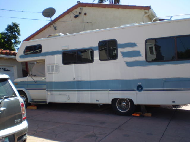 1988 ford e-350 econoline club wagon custom (camper)