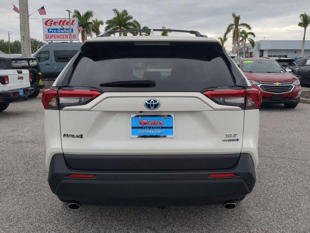 2022 toyota rav4 hybrid xle premium