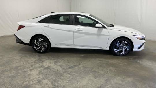 new 2024 hyundai elantra sel ivt
