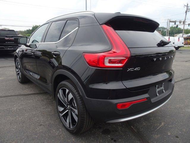 2024 volvo xc40 b5 ultimate bright theme