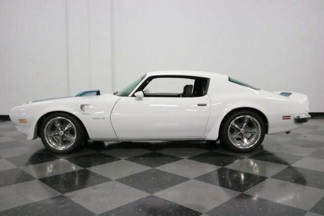 awesome fresh rotisserie build! twin turbo 6.0l v8, built 4l80e auto, full suspn