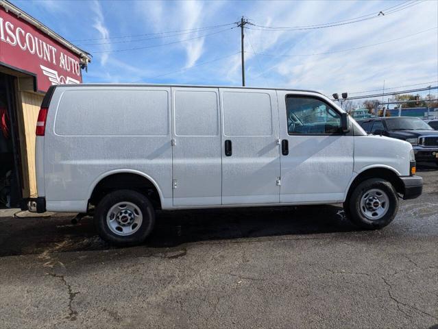 2023 gmc savana 2500 work van