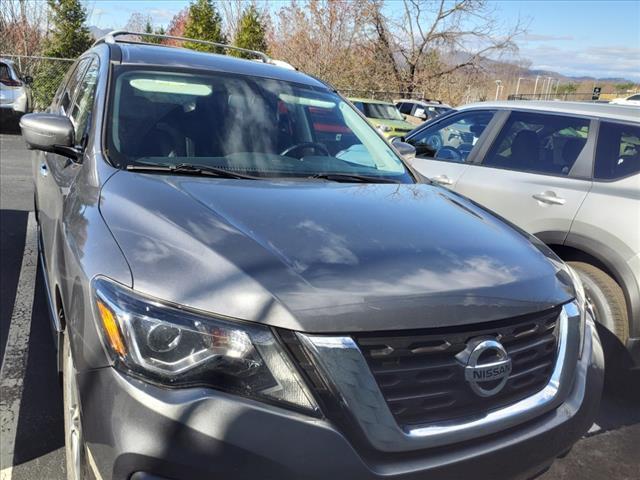 2019 nissan pathfinder platinum