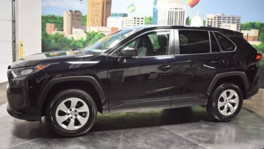 2022 toyota rav4 le