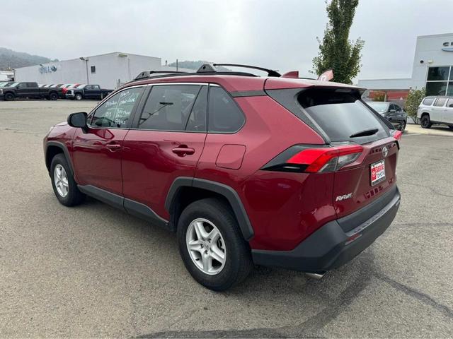 2020 toyota rav4 le
