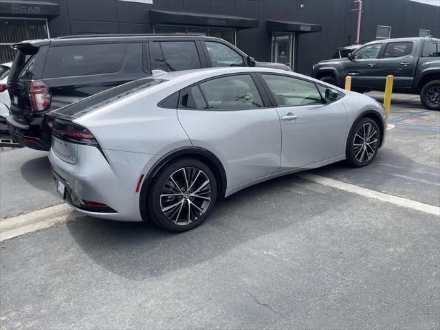 2024 toyota prius xle