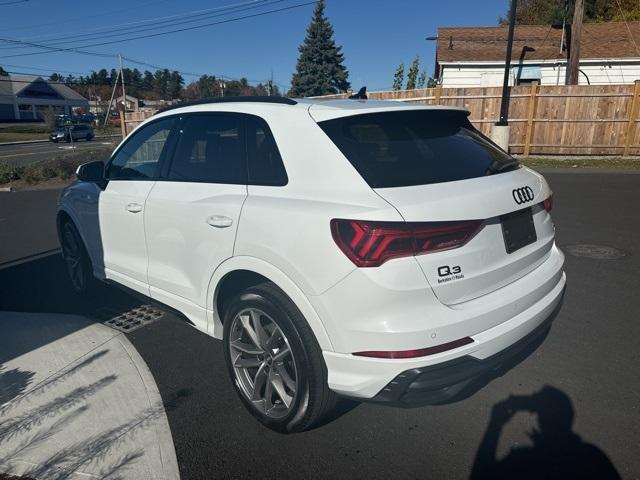 2022 audi q3 45 s line premium