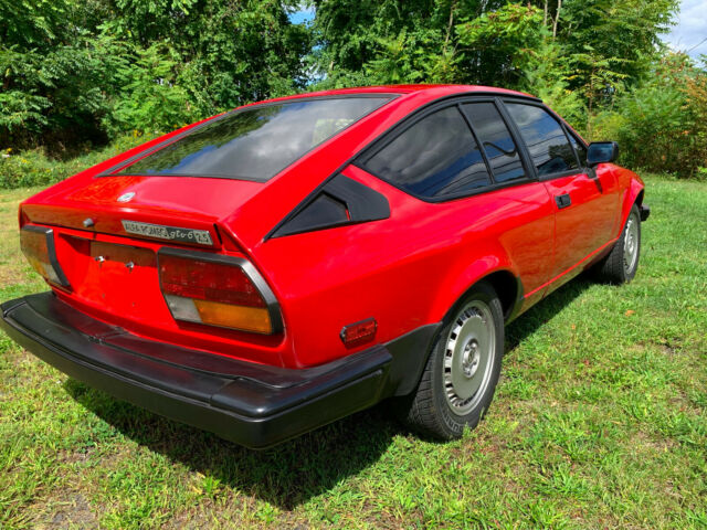 1981 alfa romeo gtv6 red with black interior no reserve gtv 6