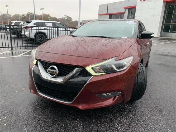 used 2017 nissan maxima platinum