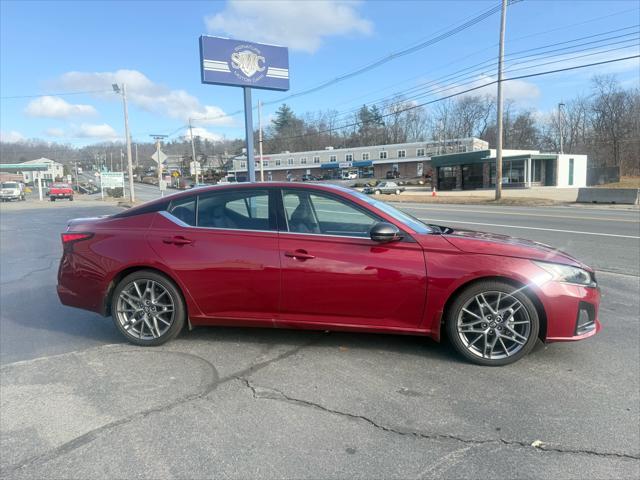 2023 nissan altima vc-t sr 4d sedan 2.0 vc-turbo