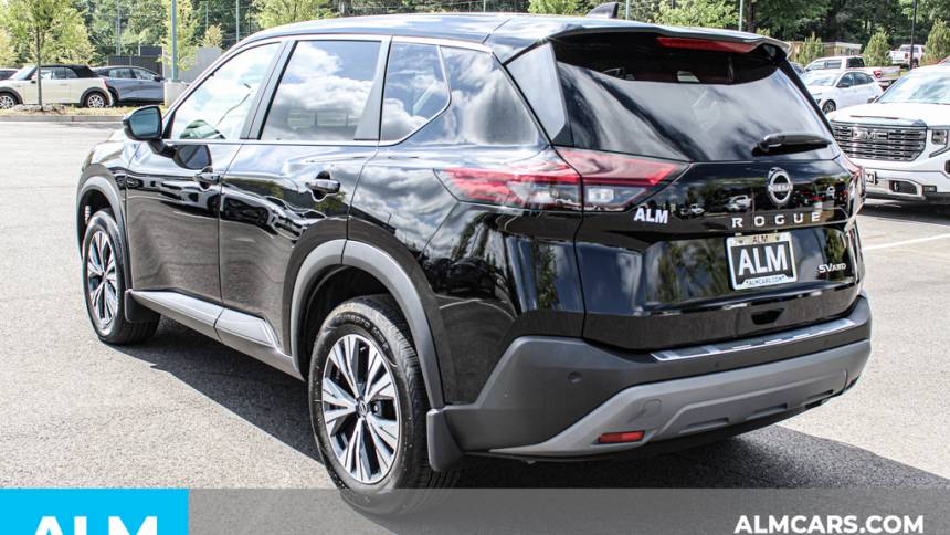 2022 nissan rogue sv