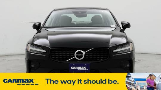 2022 Volvo S60