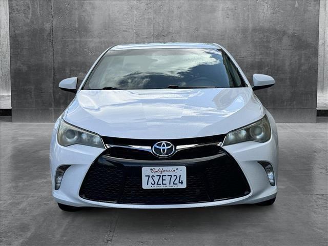 2016 toyota camry se
