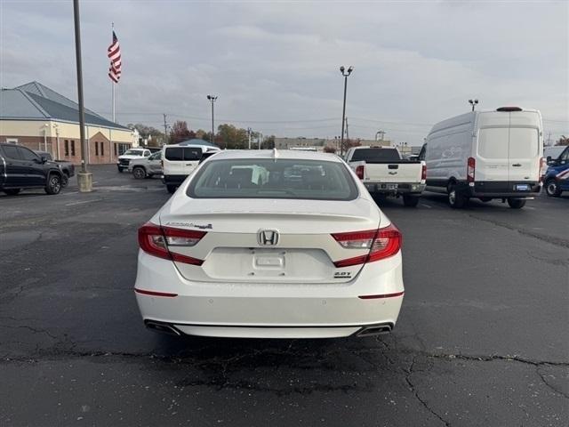 2019 honda accord touring 2.0t
