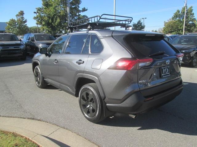 2022 toyota rav4 le