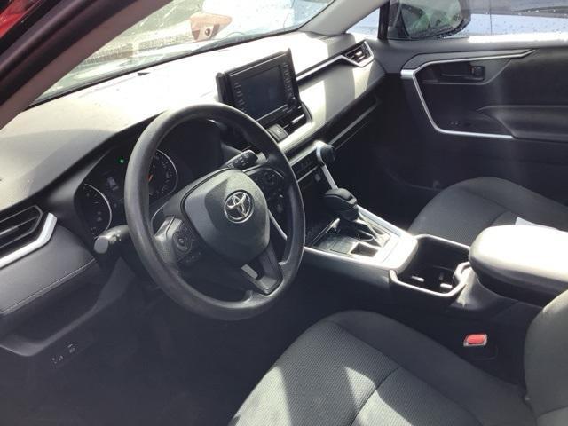2022 toyota rav4 le
