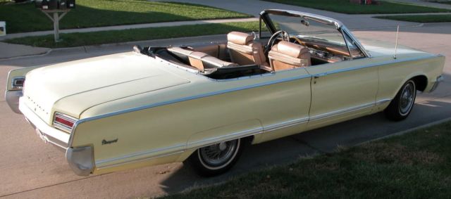 1966 chrysler newport convertible ** nice shape, **