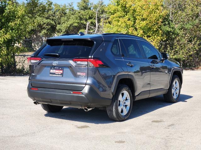 2019 toyota rav4 xle