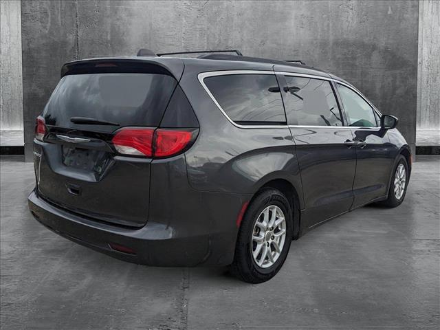 2020 chrysler voyager lxi