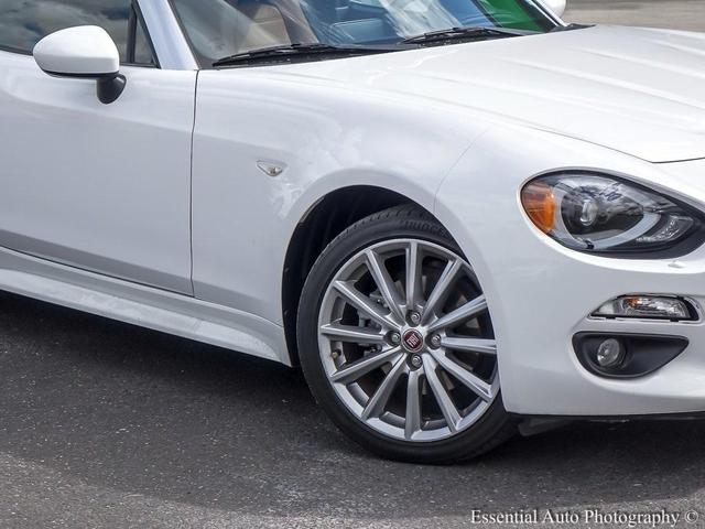 2017 fiat 124 spider lusso