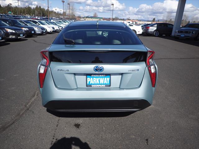 2016 toyota prius two