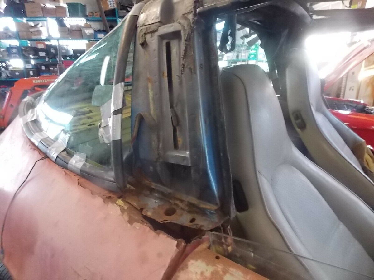 1974 porsche 911 targa, needs a fell restoration