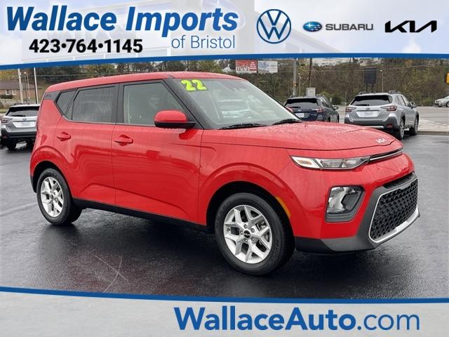 2022 kia soul lx