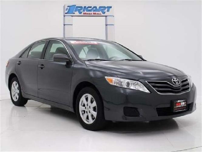 2011 toyota camry le in columbus, oh