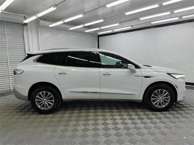 2023 buick enclave essence fwd