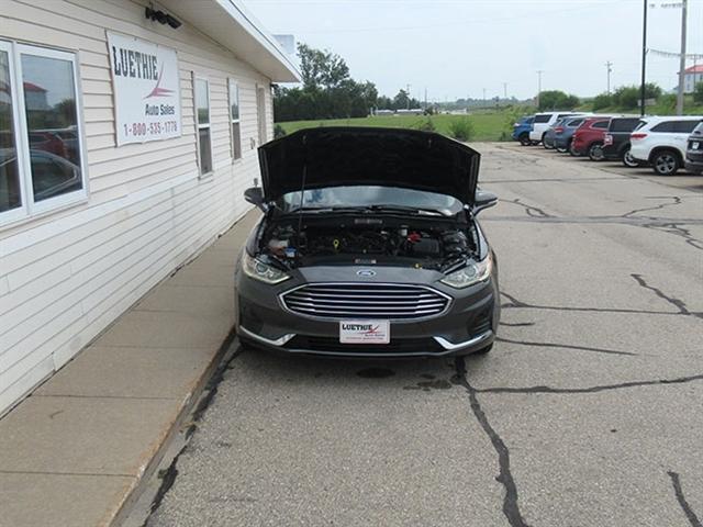 2019 ford fusion sel