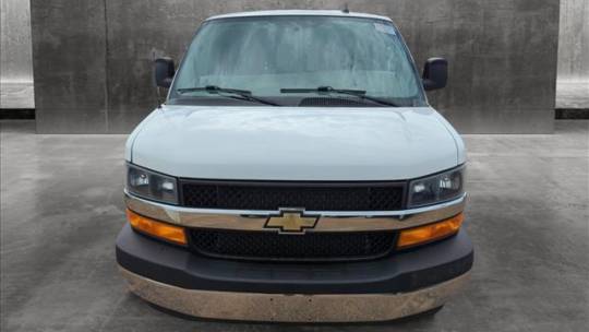 2022 chevrolet express 2500
