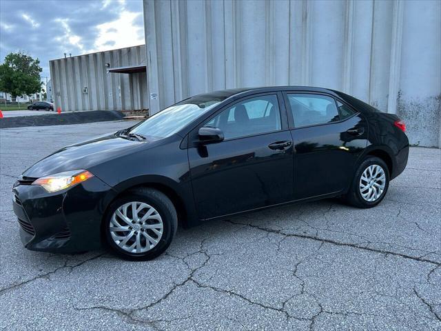 2019 toyota corolla le