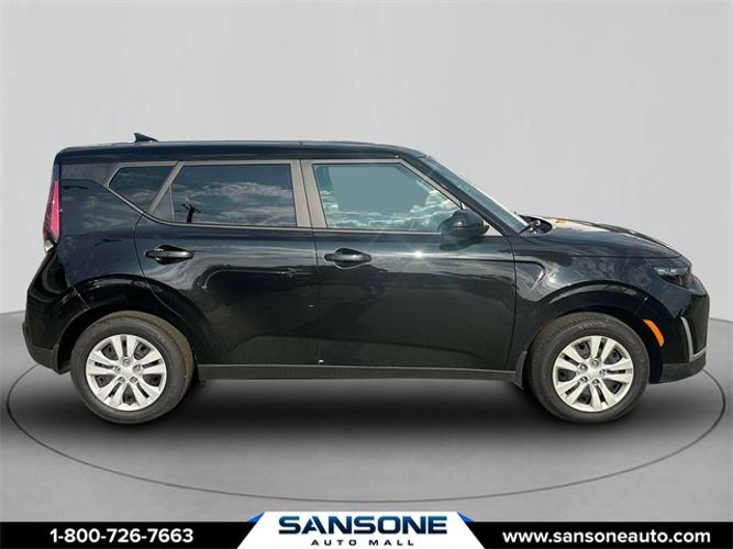 used 2023 kia soul lx