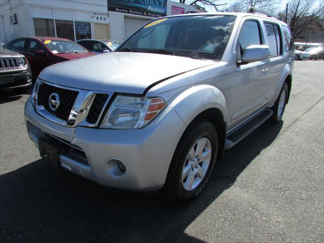 2011 nissan pathfinder sv