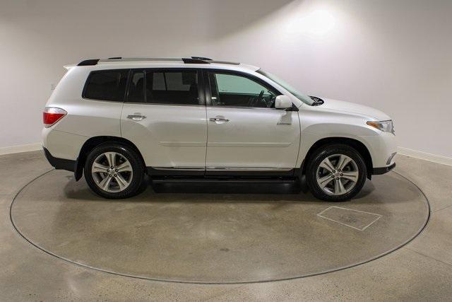 2013 toyota highlander limited
